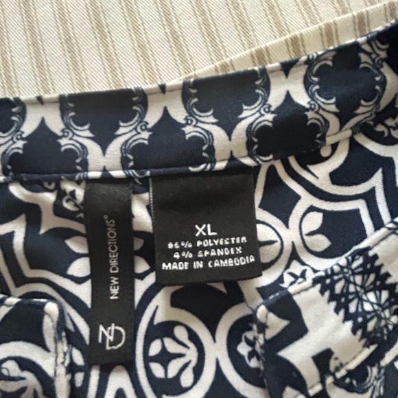 New Directions sleeveless dress. - Picture 3 of 3